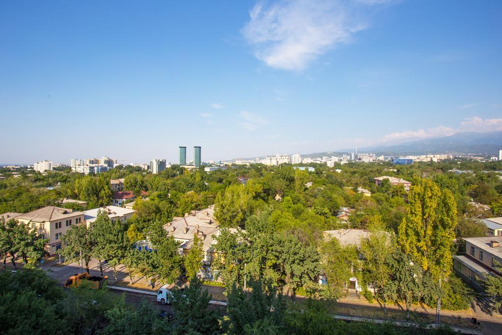 "Атакент" Панорамный Вид Квартира Almaty Bagian luar foto